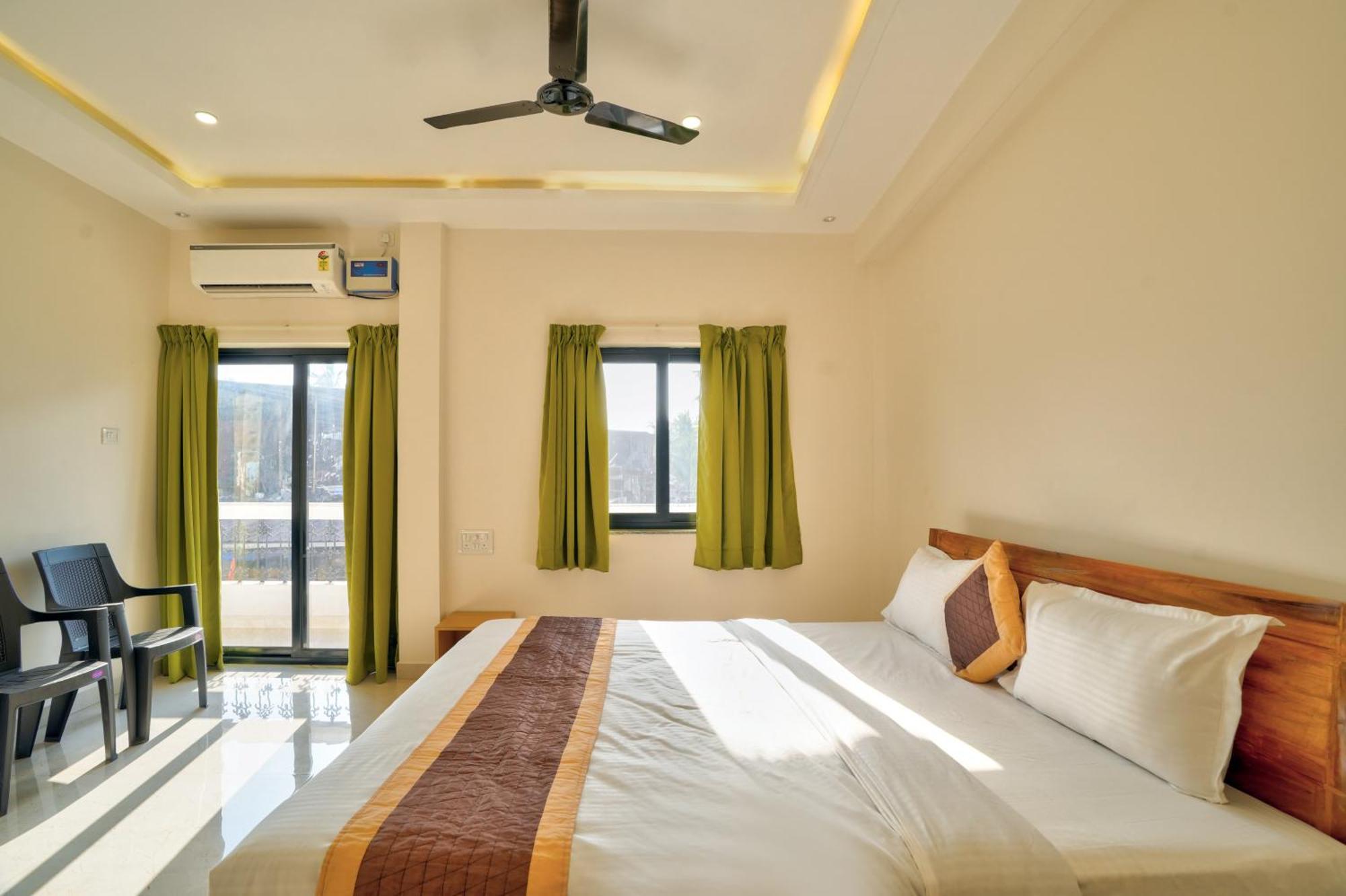 Baga Beach Walk Exterior photo